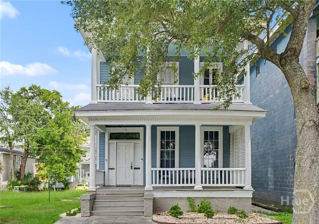 Photo 2 of Multi family home for sale at 116 E Henry St, Savannah, GA 31401 | MLS# SA364192 | Listing updated on 2026-09-09