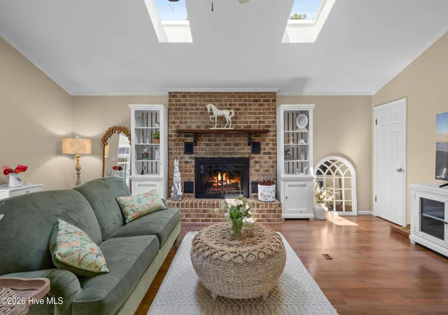 Photo 4 of Single family home for sale at 5 E Pine Ct, Carolina Shores, NC 28467 | MLS# 100602772 | Listing updated on 2026-09-17