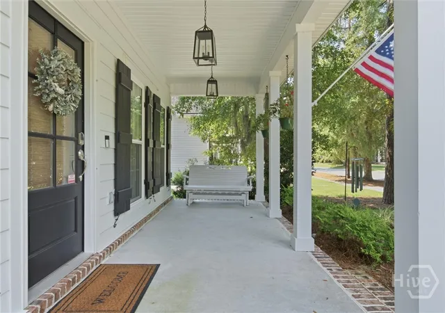 Photo 4 of Single family home for sale at 113 Ridgewood Park Dr S, Richmond Hill, GA 31324 | MLS# SA363321 | Listing updated on 2026-09-02