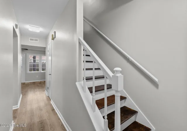 Photo 3 of Townhouse for sale at 130 King George Ct, Jacksonville, NC 28546 | MLS# 100602448 | Listing updated on 2026-09-15