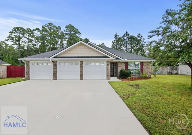 Photo 1 of Single family home for sale at 1117 Creekside Cir, Hinesville, GA 31313 | MLS# SA364408 | Listing updated on 2026-09-17