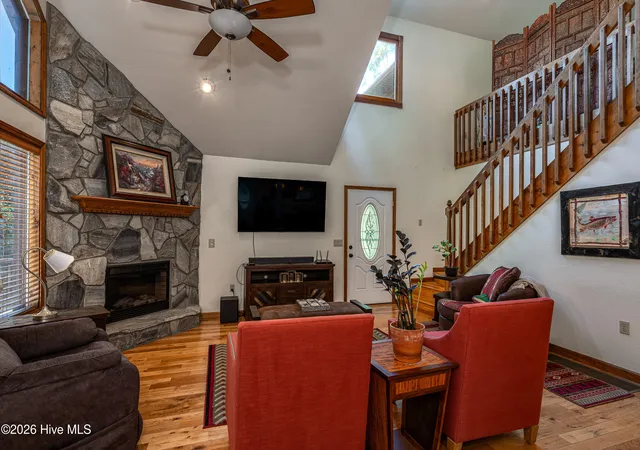 Photo 4 of Single family home for sale at 56 Waxwing Trl, Murphy, NC 28906 | MLS# 100601822 | Listing updated on 2026-09-07