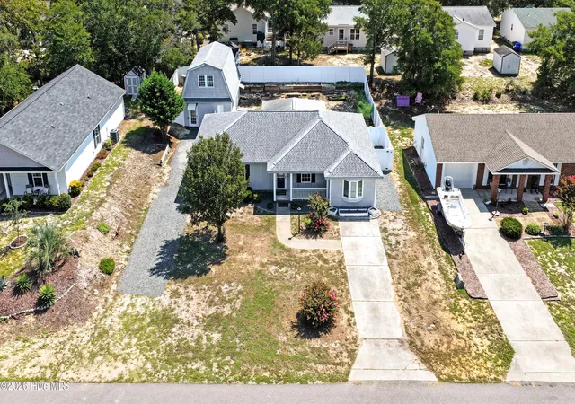 Photo 2 of Single family home for sale at 114 Ne 8th Street, Oak Island, NC 28465 | MLS# 100601553 | Listing updated on 2026-09-09