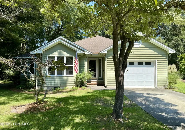 Photo 1 of Single family home for sale at 108 Fern Ct, Atlantic Beach, NC 28512 | MLS# 100600844 | Listing updated on 2026-09-03