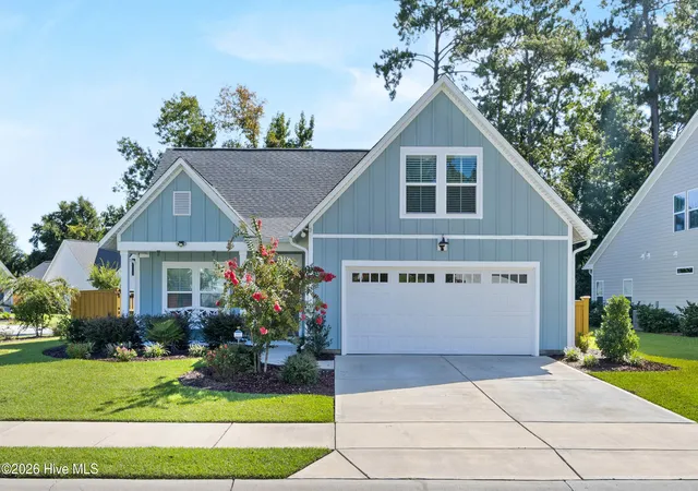 Photo 1 of Single family home for sale at 417 Beaumont Oaks Dr, Wilmington, NC 28411 | MLS# 100601972 | Listing updated on 2026-09-19