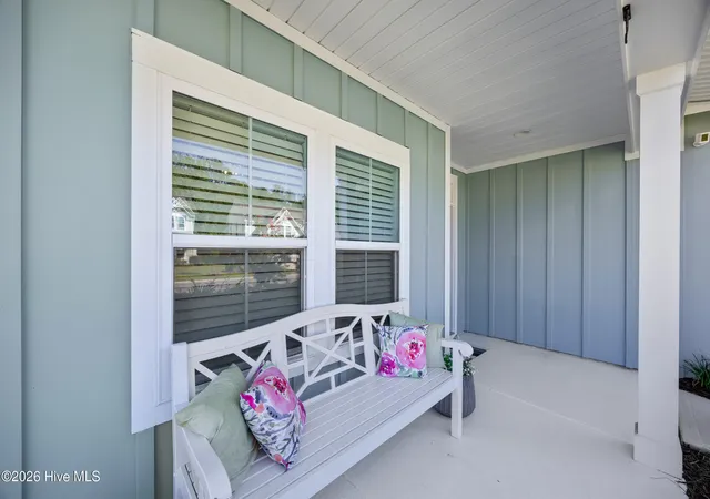 Photo 3 of Single family home for sale at 417 Beaumont Oaks Dr, Wilmington, NC 28411 | MLS# 100601972 | Listing updated on 2026-09-19