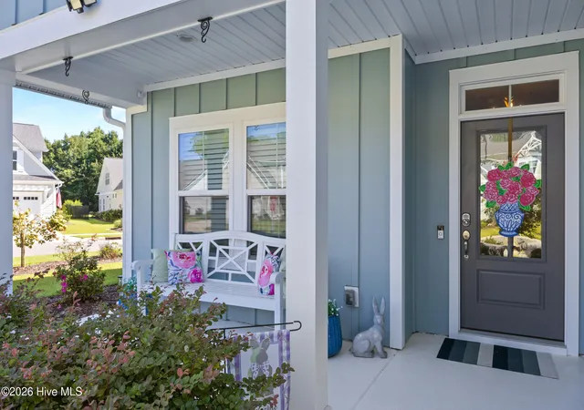 Photo 3 of Single family home for sale at 417 Beaumont Oaks Dr, Wilmington, NC 28411 | MLS# 100601972 | Listing updated on 2026-09-19