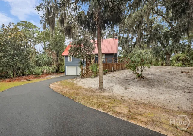 Photo 3 of Single family home for sale at 106 Eagles Nest Dr, Tybee Island, GA 31328 | MLS# SA342604 | Listing updated on 2026-09-10