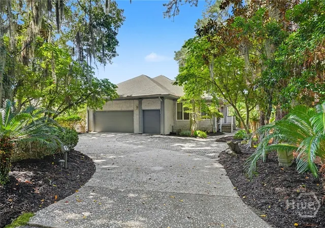 Photo 2 of Single family home for sale at 6 Bowline Ct, Savannah, GA 31411 | MLS# SA363912 | Listing updated on 2026-09-13