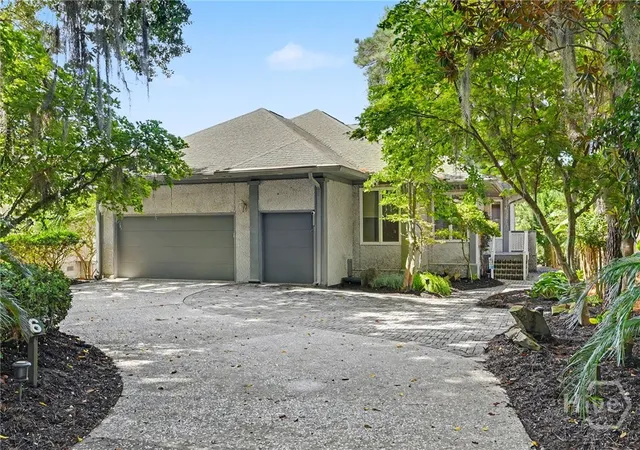 Photo 3 of Single family home for sale at 6 Bowline Ct, Savannah, GA 31411 | MLS# SA363912 | Listing updated on 2026-09-13