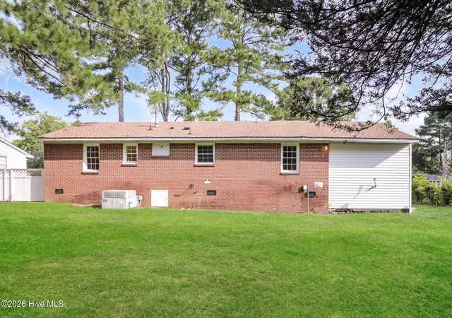 Photo 4 of Single family home for sale at 1117 Brownview Dr, Rocky Mount, NC 27801 | MLS# 100603409 | Listing updated on 2026-09-14