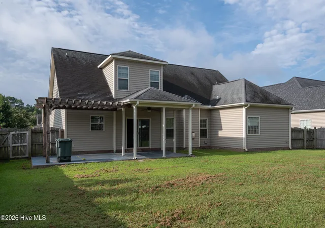 Photo 3 of Single family home for sale at 820 Megan Dr, Greenville, NC 27834 | MLS# 100601321 | Listing updated on 2026-09-04