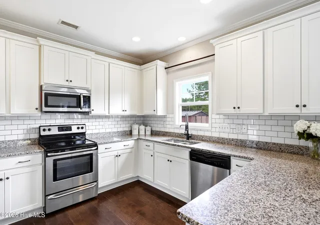 Photo 3 of Single family home for sale at 1844 Olive Pine Way, Leland, NC 28451 | MLS# 100600826 | Listing updated on 2026-09-15