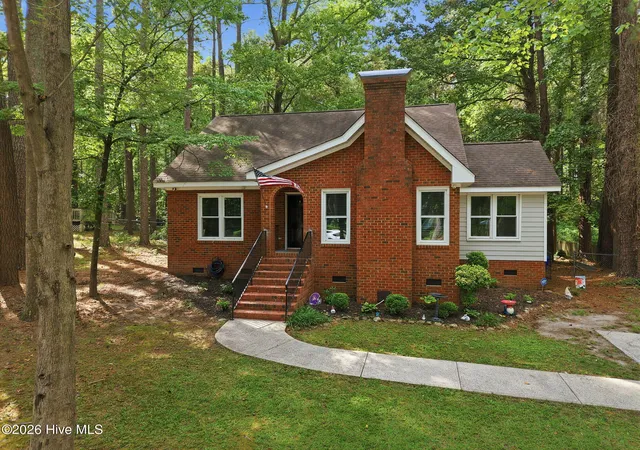 Photo 1 of Single family home for sale at 1006 River Hl Dr, Greenville, NC 27858 | MLS# 100602820 | Listing updated on 2026-09-14
