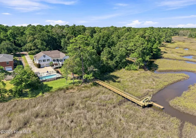 Photo 1 of Single family home for sale at 606 Ravenswood Rd, Hampstead, NC 28443 | MLS# 100588185 | Listing updated on 2026-09-09