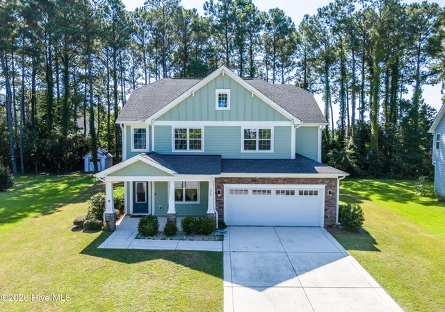 Single family home for sale at 506 W Red Head Cir, Sneads Ferry, NC 28460 | MLS# 100601643