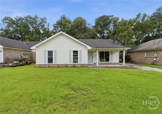 Photo 1 of Single family home for sale at 167 Greenbriar Ct, Savannah, GA 31419 | MLS# SA364189 | Listing updated on 2026-09-10