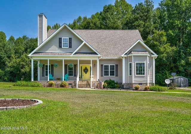 Photo 2 of Single family home for sale at 153 Meadow Brk Ln, Spring Hope, NC 27882 | MLS# 100601059 | Listing updated on 2026-09-16