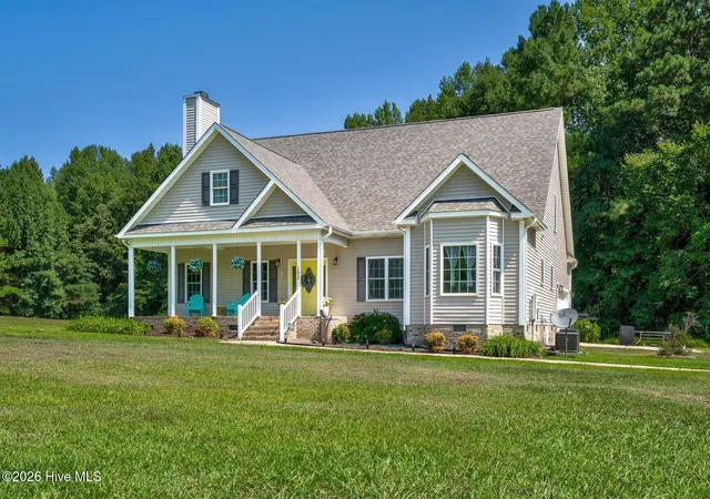 Photo 3 of Single family home for sale at 153 Meadow Brk Ln, Spring Hope, NC 27882 | MLS# 100601059 | Listing updated on 2026-09-16