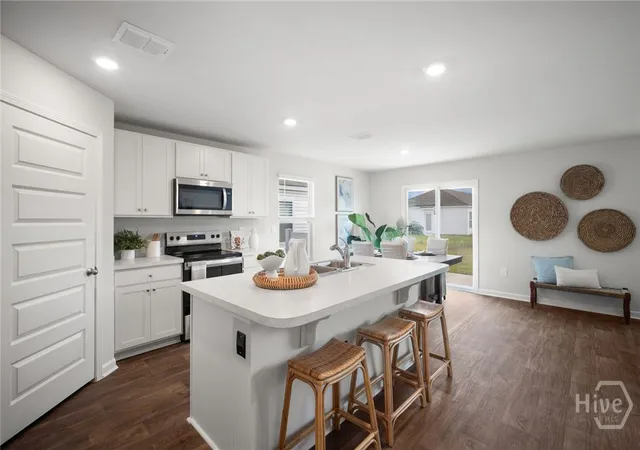 Photo 2 of Single family home for sale at 35 Jovita Dr, Port Wentworth, GA 31407 | MLS# SA345695 | Listing updated on 2026-09-14