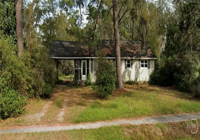 Photo 1 of Single family home for sale at 36 Varnedoe Ave, Savannah, GA 31408 | MLS# SA364394 | Listing updated on 2026-10-09