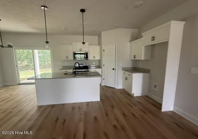 Photo 4 of Single family home for sale at 345 Bay Meadows Dr, Aiken, SC 29803 | MLS# 98256983 | Listing updated on 2026-10-05