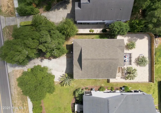Photo 3 of Single family home for sale at 303 E Oak Is Dr, Oak Island, NC 28465 | MLS# 100602801 | Listing updated on 2026-10-06