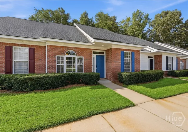 Photo 3 of Townhouse for sale at 6 Putters Pl, Savannah, GA 31419 | MLS# SA363889 | Listing updated on 2026-09-04