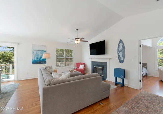 Photo 4 of Single family home for sale at 106 Wyndward Ct, Emerald Isle, NC 28594 | MLS# 100602315 | Listing updated on 2026-09-11