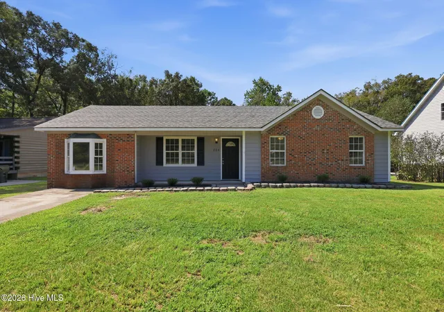 Photo 1 of Single family home for sale at 864 Ml River Rd, Jacksonville, NC 28540 | MLS# 100601439 | Listing updated on 2026-09-04