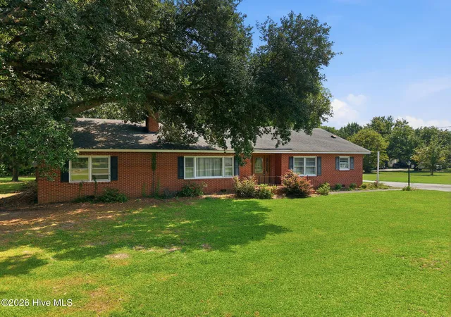 Photo 1 of Single family home for sale at 2877 Tyndall Williams Dr, Deep Run, NC 28525 | MLS# 100600746 | Listing updated on 2026-09-08
