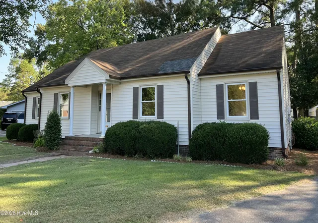 Photo 1 of Single family home for sale at 1216 Woodford Ct, Goldsboro, NC 27530 | MLS# 100604940 | Listing updated on 2026-10-21