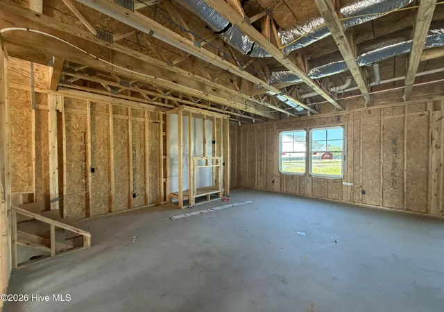 Photo 3 of Single family home for sale at 709 Finger Lakes Dr, Jacksonville, NC 28546 | MLS# 100598072 | Listing updated on 2026-09-14