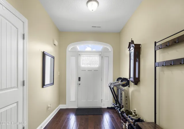 Photo 3 of Single family home for sale at 268 Cuddy Ct, Sneads Ferry, NC 28460 | MLS# 100600996 | Listing updated on 2026-09-09