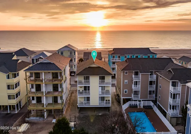 Photo 4 of Condo for sale at 1505 Carolina Beach Ave N #1e, Carolina Beach, NC 28428 | MLS# 100602074 | Listing updated on 2026-09-17