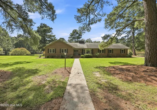 Photo 1 of Single family home for sale at 105 Dogwood Trl, Elizabeth City, NC 27909 | MLS# 100602681 | Listing updated on 2026-09-11