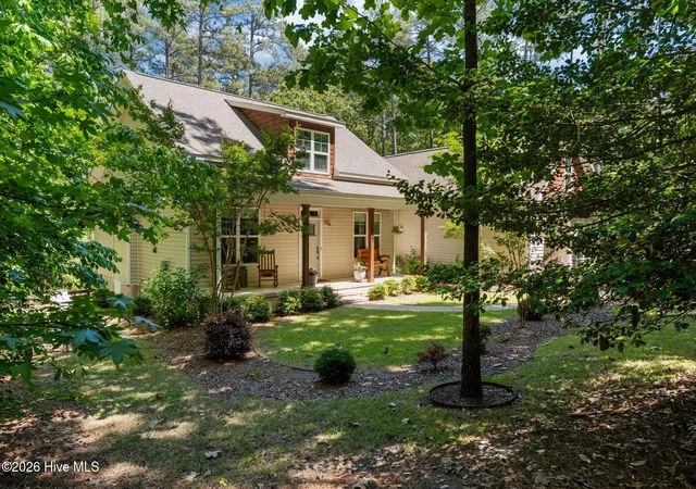 Photo 3 of Single family home for sale at 1659 E Indiana Ave, Southern Pines, NC 28387 | MLS# 100602790 | Listing updated on 2026-09-17