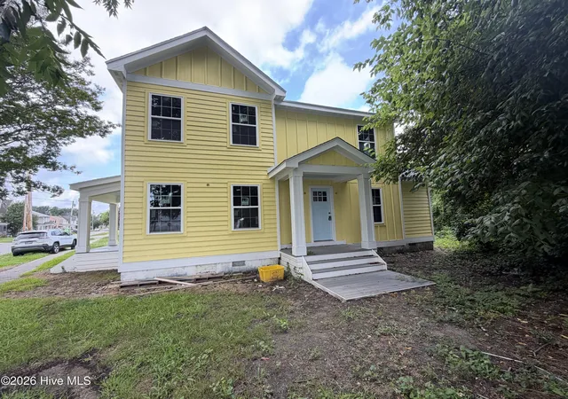 Photo 3 of Single family home for sale at 502 E Burgess St, Elizabeth City, NC 27909 | MLS# 100600779 | Listing updated on 2026-09-16