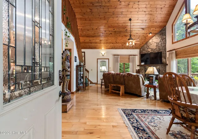Photo 4 of Single family home for sale at 390 Timberwood Hills Rd, Murphy, NC 28906 | MLS# 100592013 | Listing updated on 2026-10-16