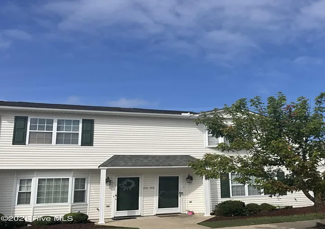 Photo 1 of Townhouse for sale at 1222 Cross Crk Cir #W9, Greenville, NC 27834 | MLS# 100600791 | Listing updated on 2026-09-03