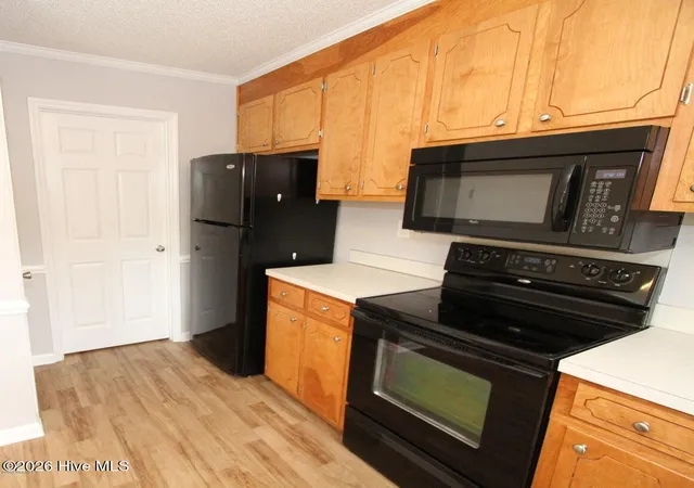 Photo 3 of Townhouse for sale at 1222 Cross Crk Cir #W9, Greenville, NC 27834 | MLS# 100600791 | Listing updated on 2026-09-03