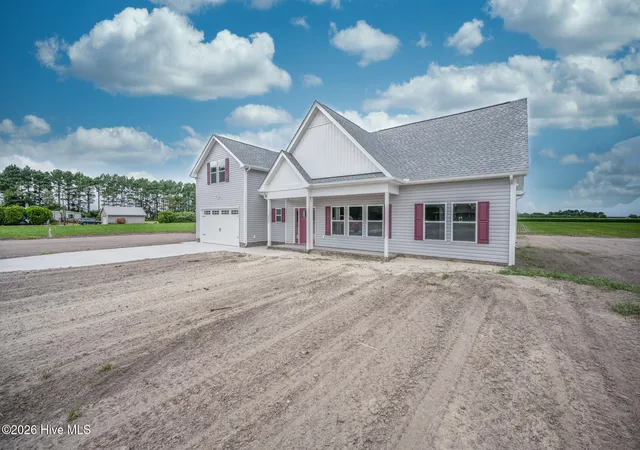 Photo 3 of Single family home for sale at 150 Sharber Ln, Elizabeth City, NC 27909 | MLS# 100577321 | Listing updated on 2026-09-04