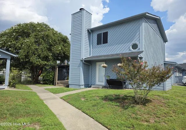 Photo 1 of Townhouse for sale at 8 Harbour Walk #8, New Bern, NC 28562 | MLS# 100601753 | Listing updated on 2026-09-05