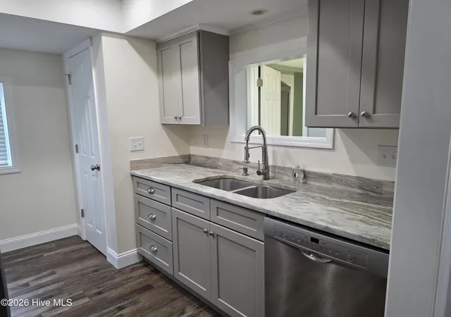 Photo 3 of Townhouse for sale at 8 Harbour Walk #8, New Bern, NC 28562 | MLS# 100601753 | Listing updated on 2026-09-05