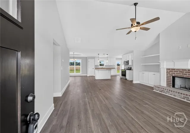 Photo 3 of Single family home for sale at 416 Seashell Ct #16, Statham, GA 30666 | MLS# CL362870 | Listing updated on 2026-10-29