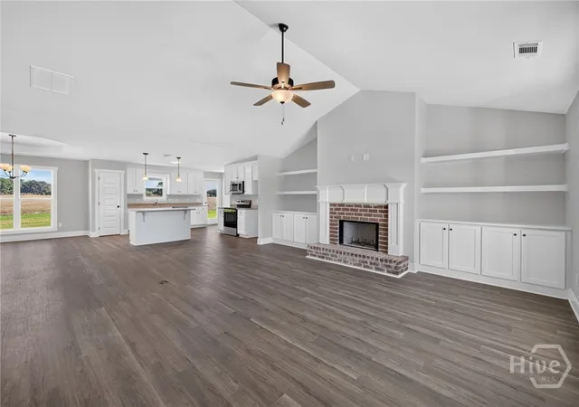 Photo 4 of Single family home for sale at 416 Seashell Ct #16, Statham, GA 30666 | MLS# CL362870 | Listing updated on 2026-10-29
