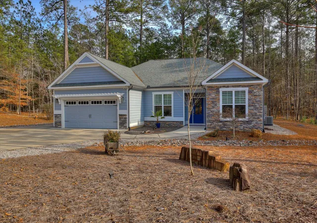 Photo 3 of Single family home for sale at 205 Canal Ct, Mc Cormick, SC 29835 | MLS# 100600372 | Listing updated on 2026-09-01