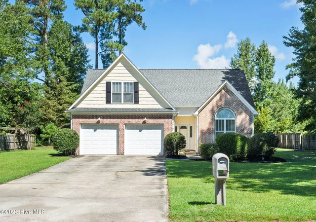 Photo 1 of Single family home for sale at 10192 N Olde Towne Wynd Se, Belville, NC 28451 | MLS# 100600108 | Listing updated on 2026-09-15