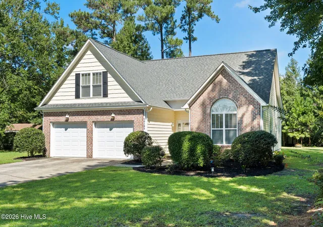 Photo 3 of Single family home for sale at 10192 N Olde Towne Wynd Se, Belville, NC 28451 | MLS# 100600108 | Listing updated on 2026-09-15