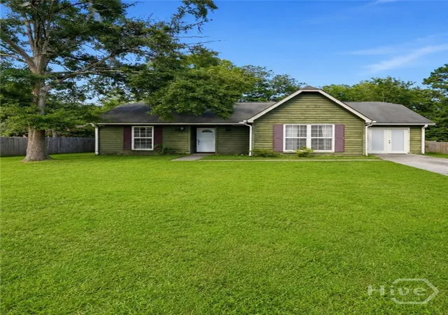 Photo 1 of Single family home for sale at 126 S Robinhood Dr, Savannah, GA 31406 | MLS# SA358917 | Listing updated on 2026-09-05